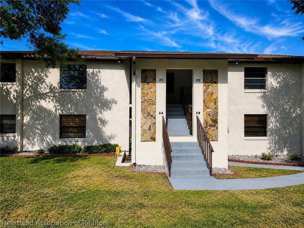 Property Photo: 3 A Miracle Avenue Apt C FL 33825