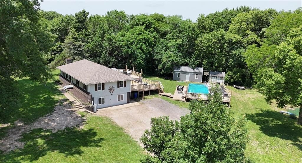 Property Photo:  17909 S Hill Top Road  MO 64080 