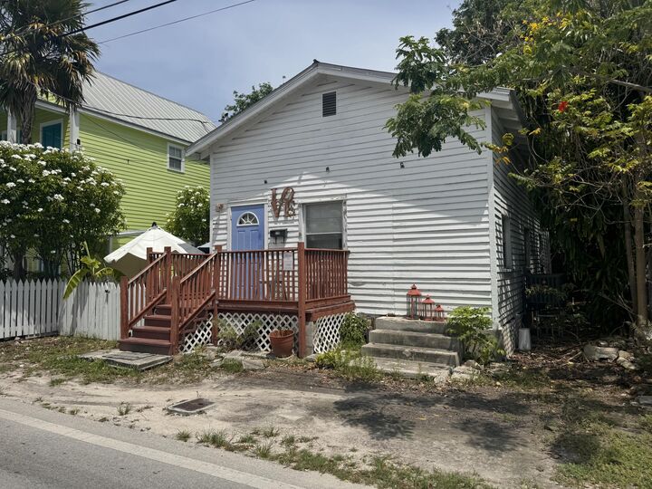 Property Photo:  210 Angela Street  FL 33040 