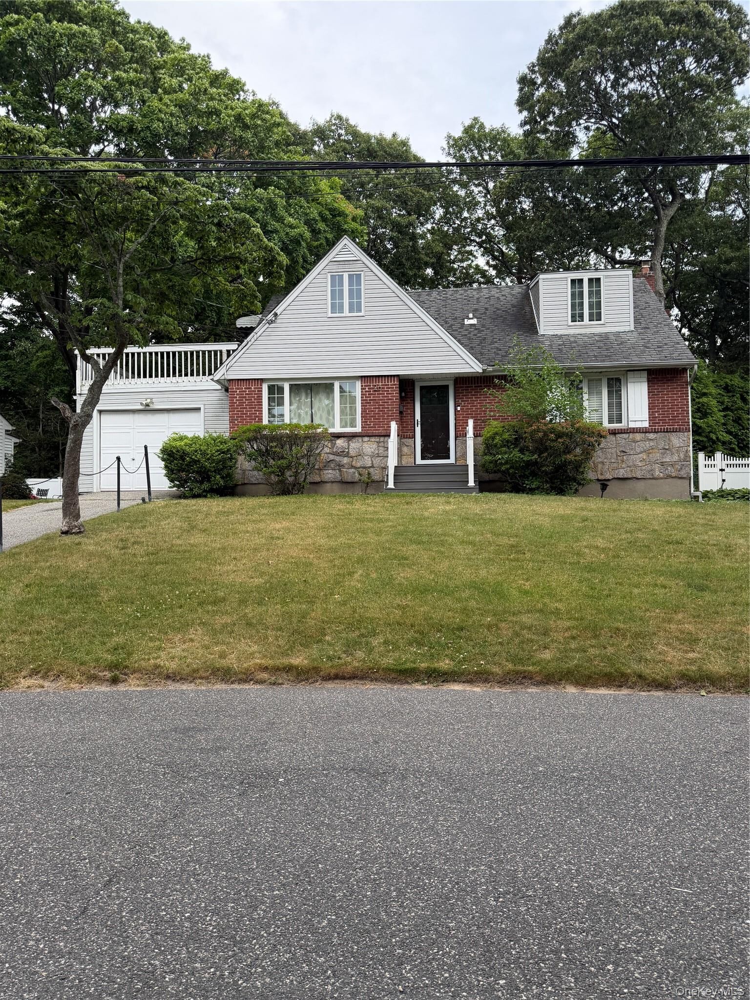 Property Photo: 26 Shelley Place NY 11746