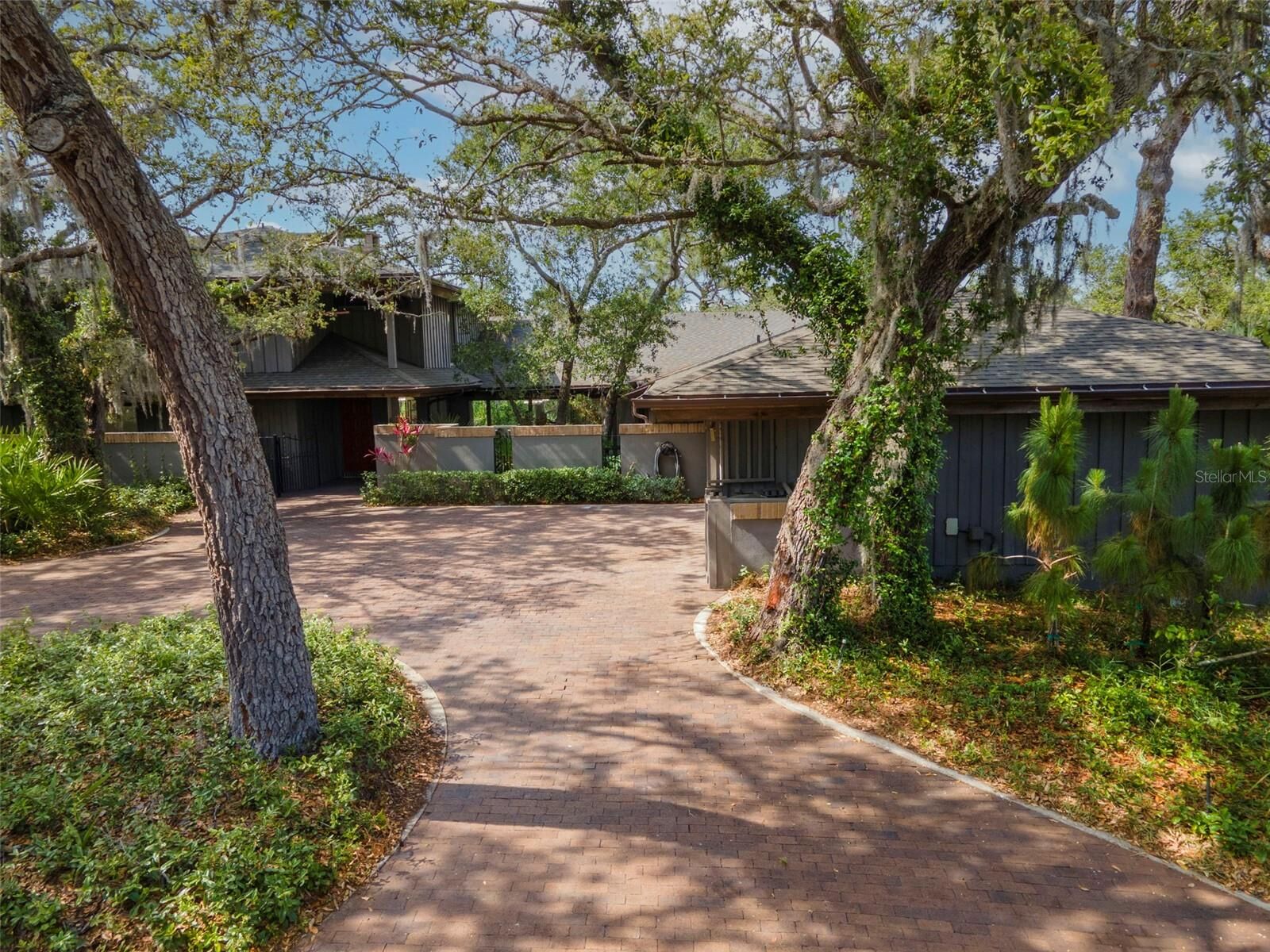 Property Photo: 1296 Weybridge Lane FL 34698