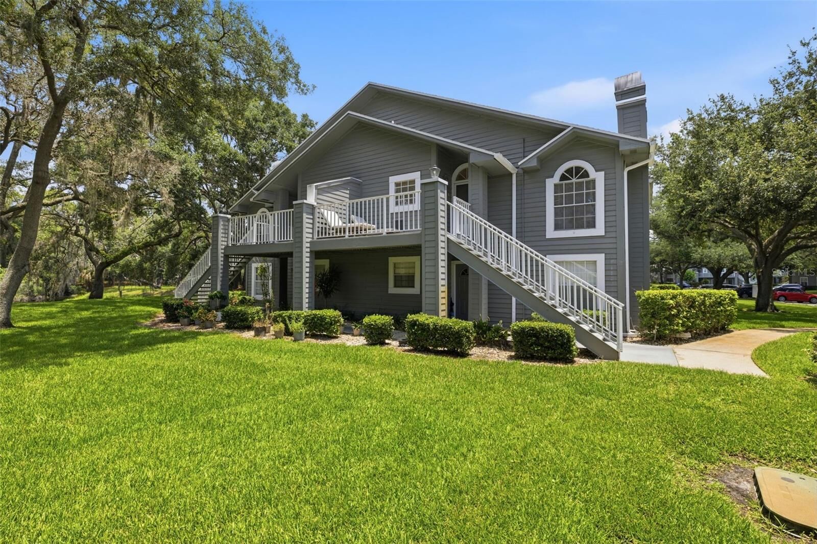 Property Photo: 11844 Skylake Place FL 33617