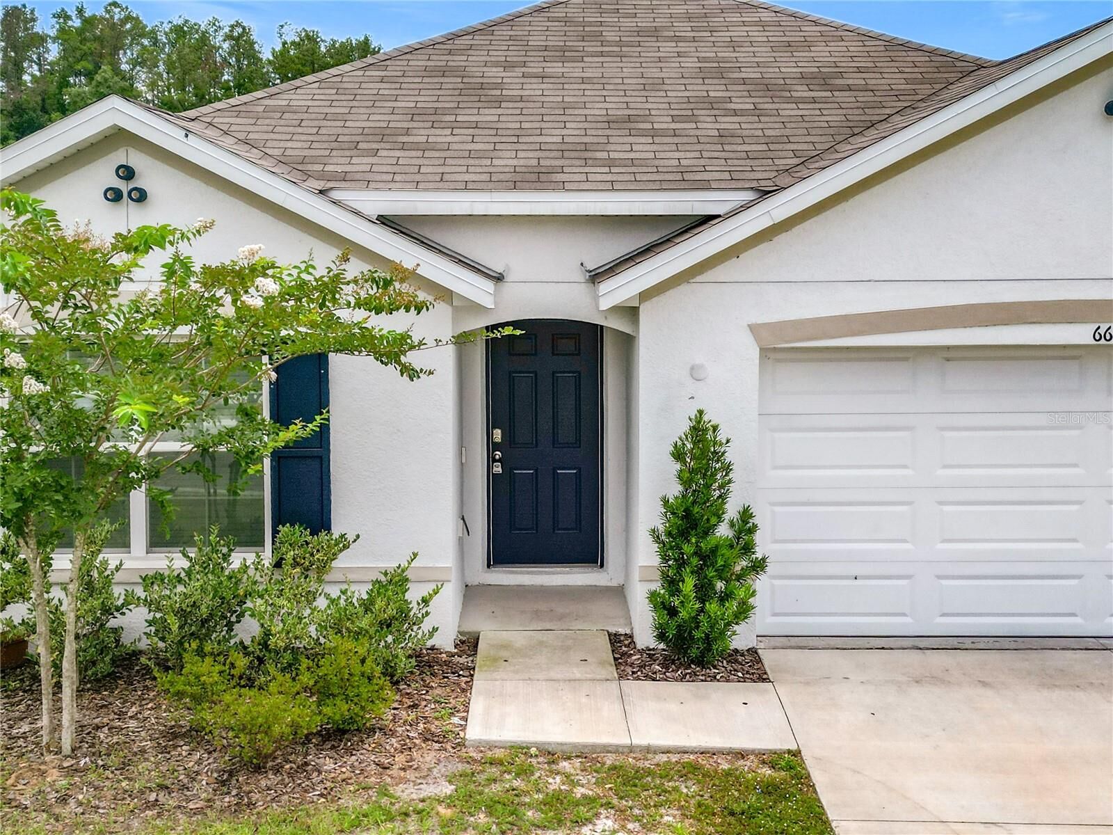Property Photo:  6698 SE 3rd Loop  FL 34472 