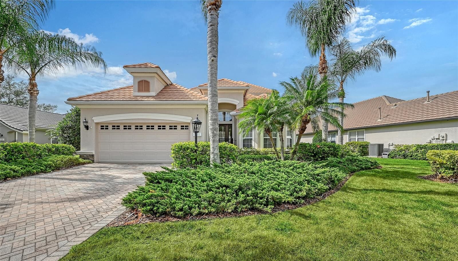 Property Photo: 7244 Orchid Island Place FL 34202