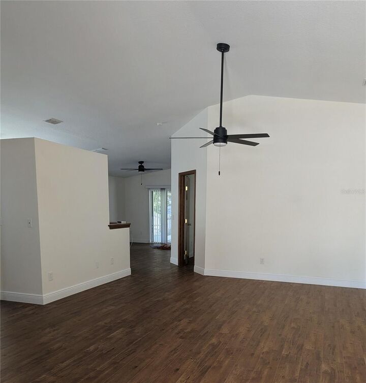 Property Photo:  13420 Heron Cove Drive  FL 32837 