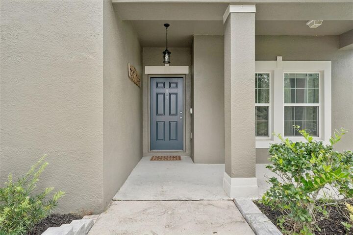 Property Photo: 4080 Golden Willow Circle FL 32712
