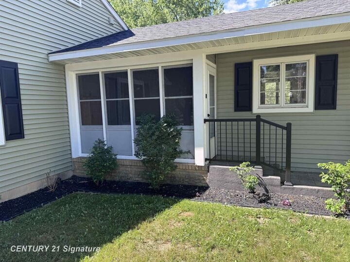 Property Photo: 200 S Fifth Street MI 48653