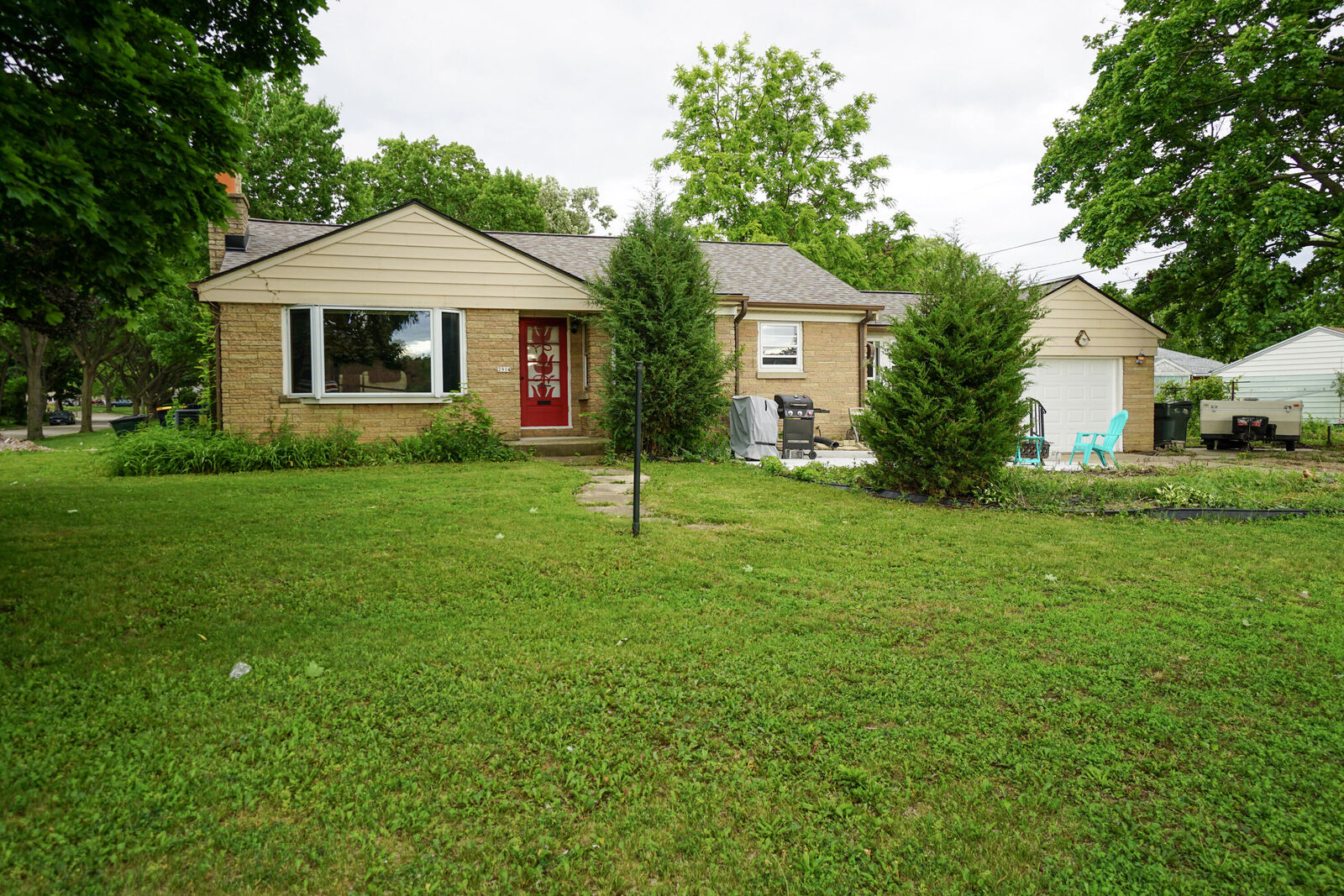Property Photo:  2914 S 76th St  WI 53219 