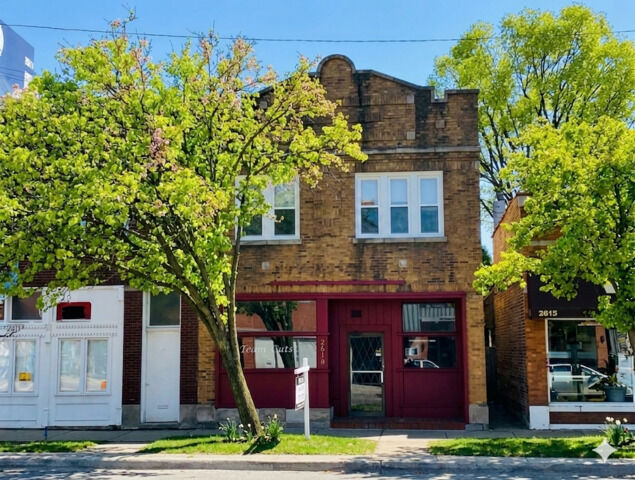 Property Photo:  2611 W Peterson Avenue 2R  IL 60659 
