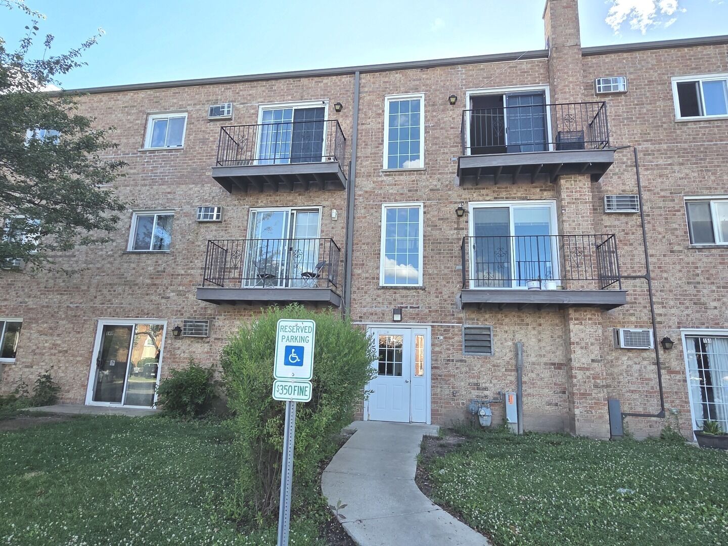 Property Photo:  151 Elk Trail 348  IL 60188 