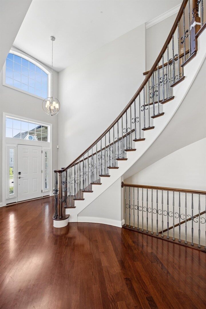 Property Photo: 1015 White Pine Lane IL 60558