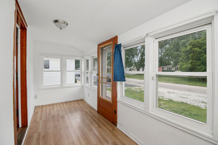 Property Photo: 288 S Walnut Street IL 60922