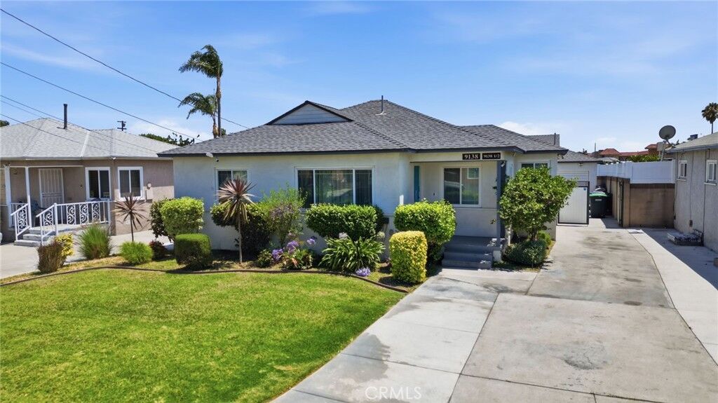 Property Photo: 9138 Rendalia CA 90706