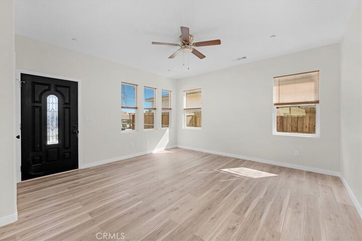 Property Photo:  514 Josephine  CA 93212 