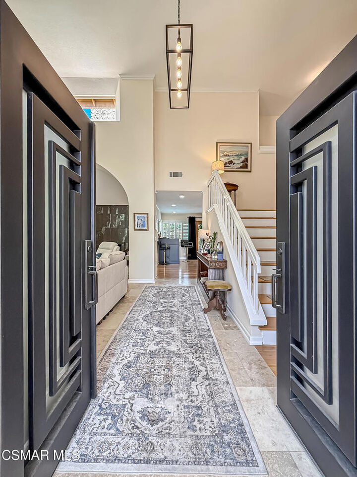 Property Photo:  2111 Peak Place  CA 91362 