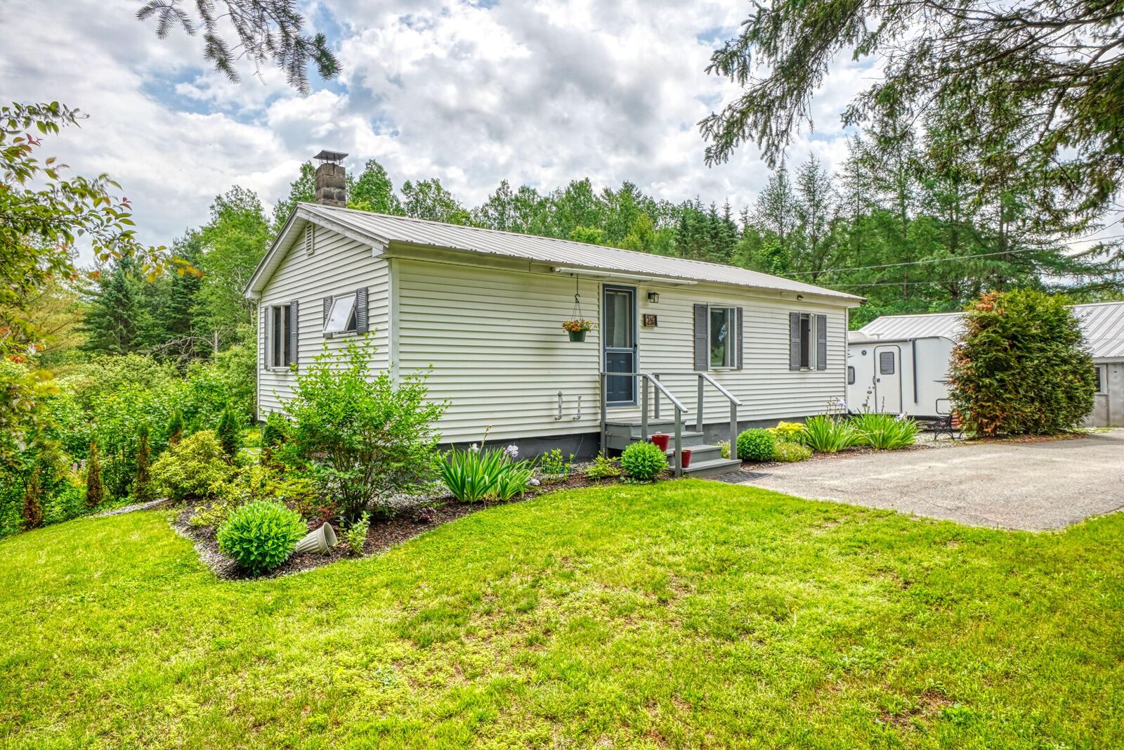 Property Photo: 26 Spencer Road ME 04901