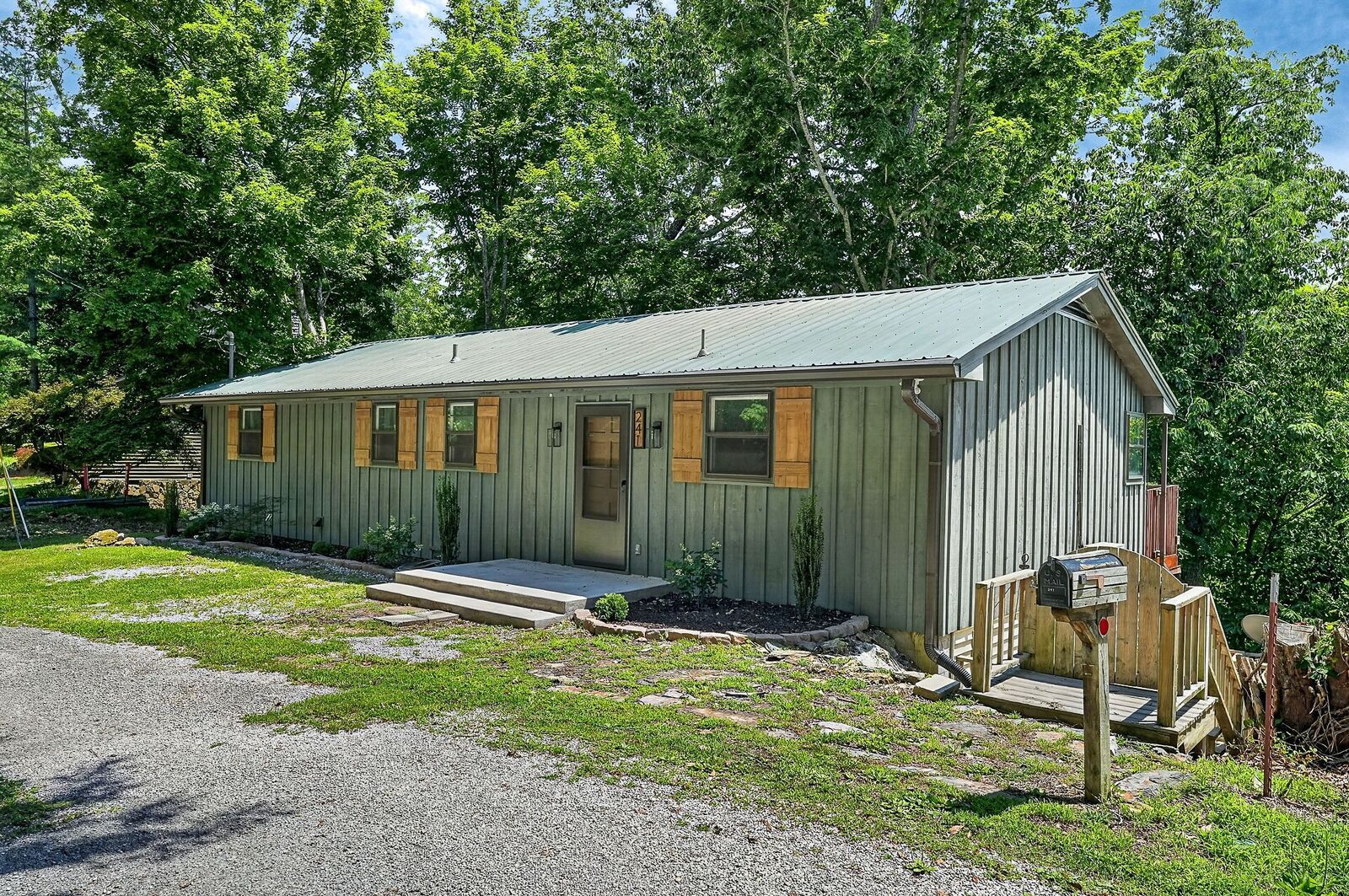 Property Photo:  241 Nautilus Pt  TN 38582 