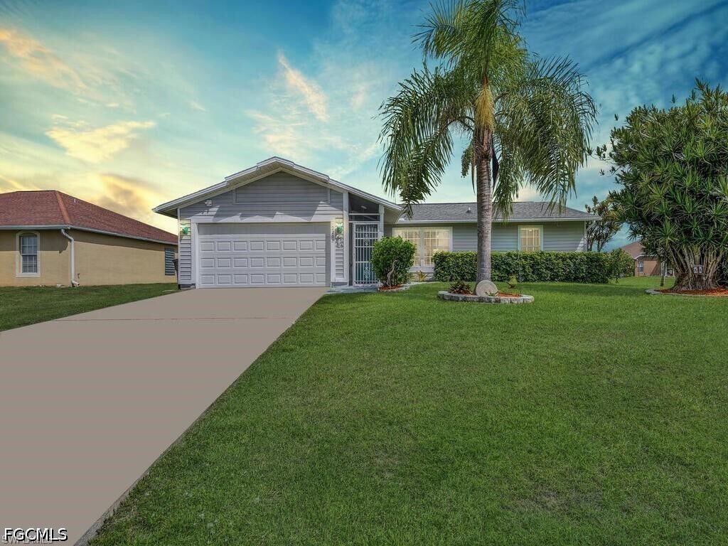 Property Photo: 2205 NW 15th Street FL 33993
