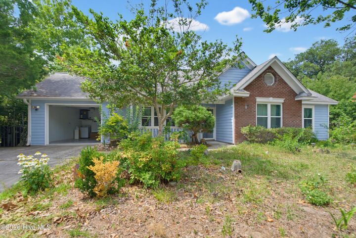 Property Photo:  6306 Iverstone Court  NC 28409 