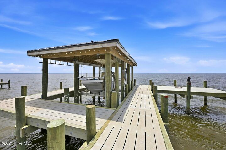 Property Photo:  30 E North Shore Lane  NC 28510 