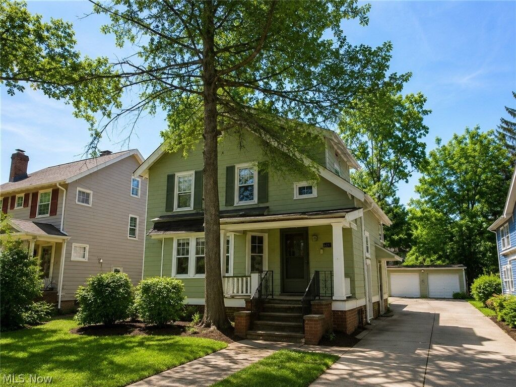 Property Photo:  3256 Dellwood Road  OH 44118 