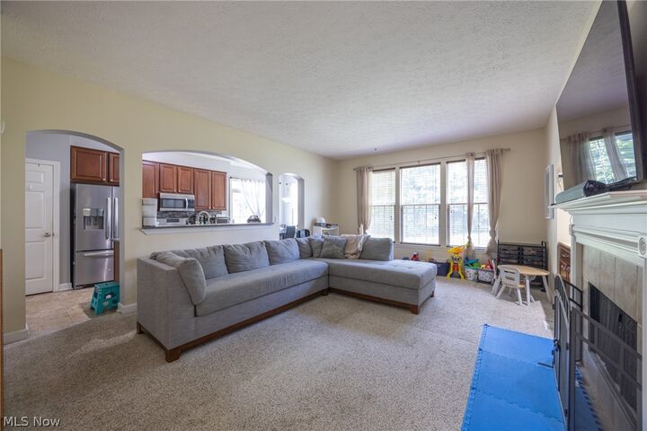Property Photo:  8856 Oakbrook Circle  OH 44087 