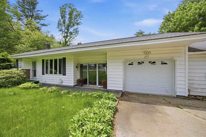 Property Photo: 219 Plain Road NH 03451