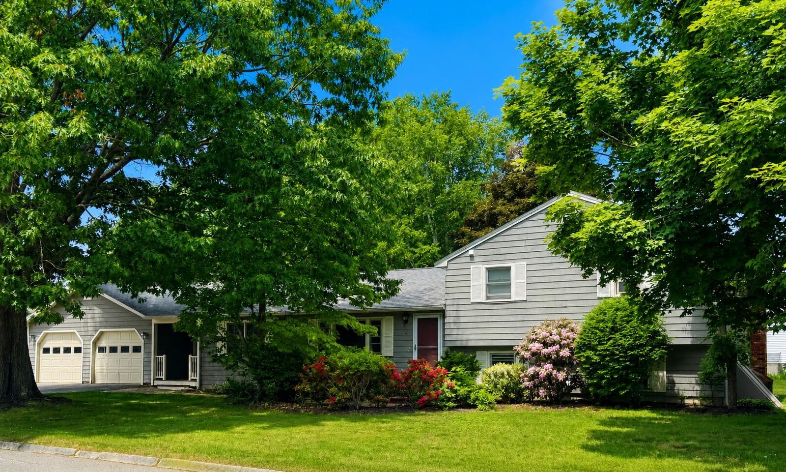 Property Photo:  8 Toftree Lane  NH 03820 