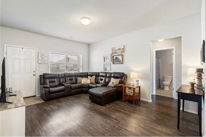 Property Photo: 801 NW 68th Avenue AR 72713