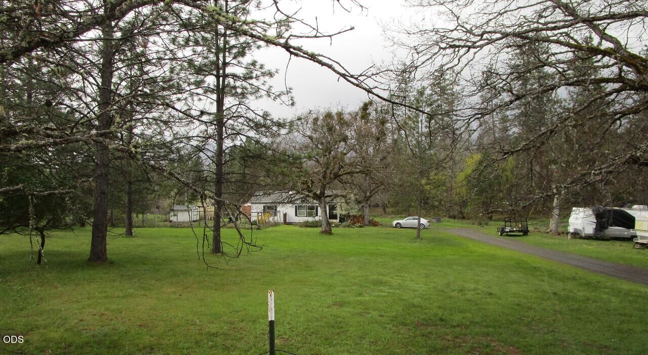 Property Photo:  12921 Duggan Road  OR 97502 