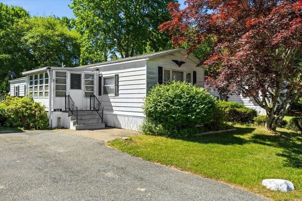 Property Photo: 33 Thayer MA 02780