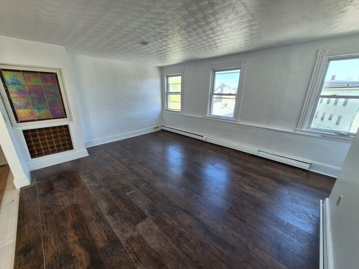 Property Photo:  155R Washington St 3  MA 01960 