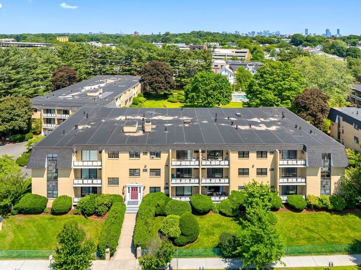 Property Photo: 48 Bigelow Ave 28 MA 02472