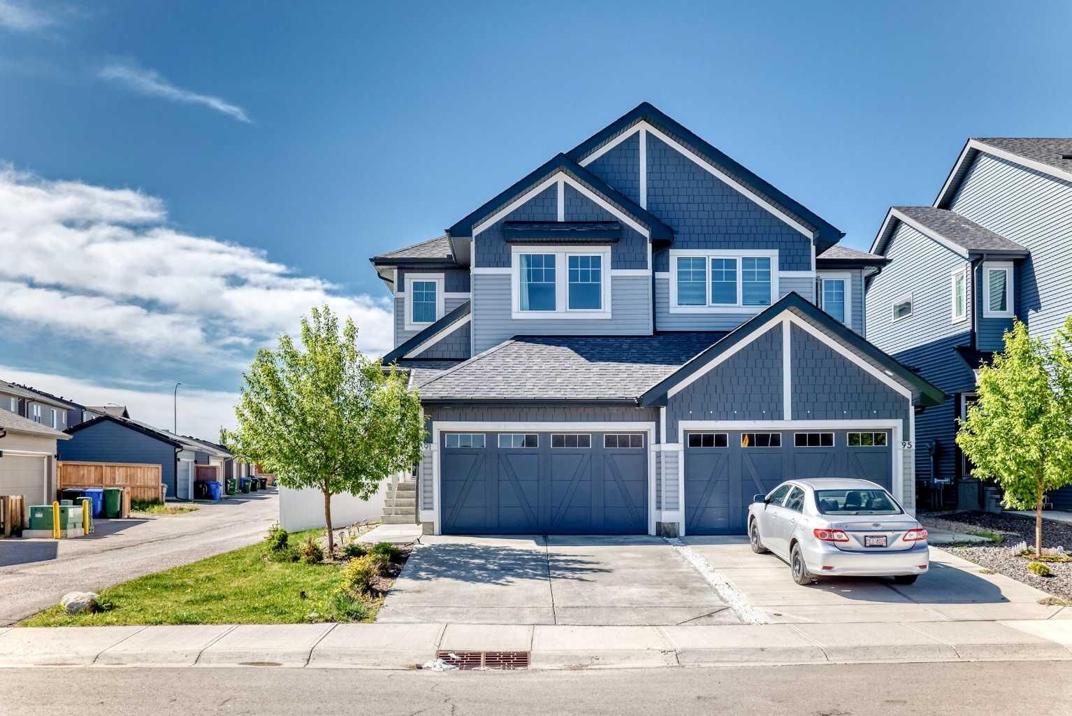 Property Photo:  91 Walcrest Way SE  AB T2X 4G2 
