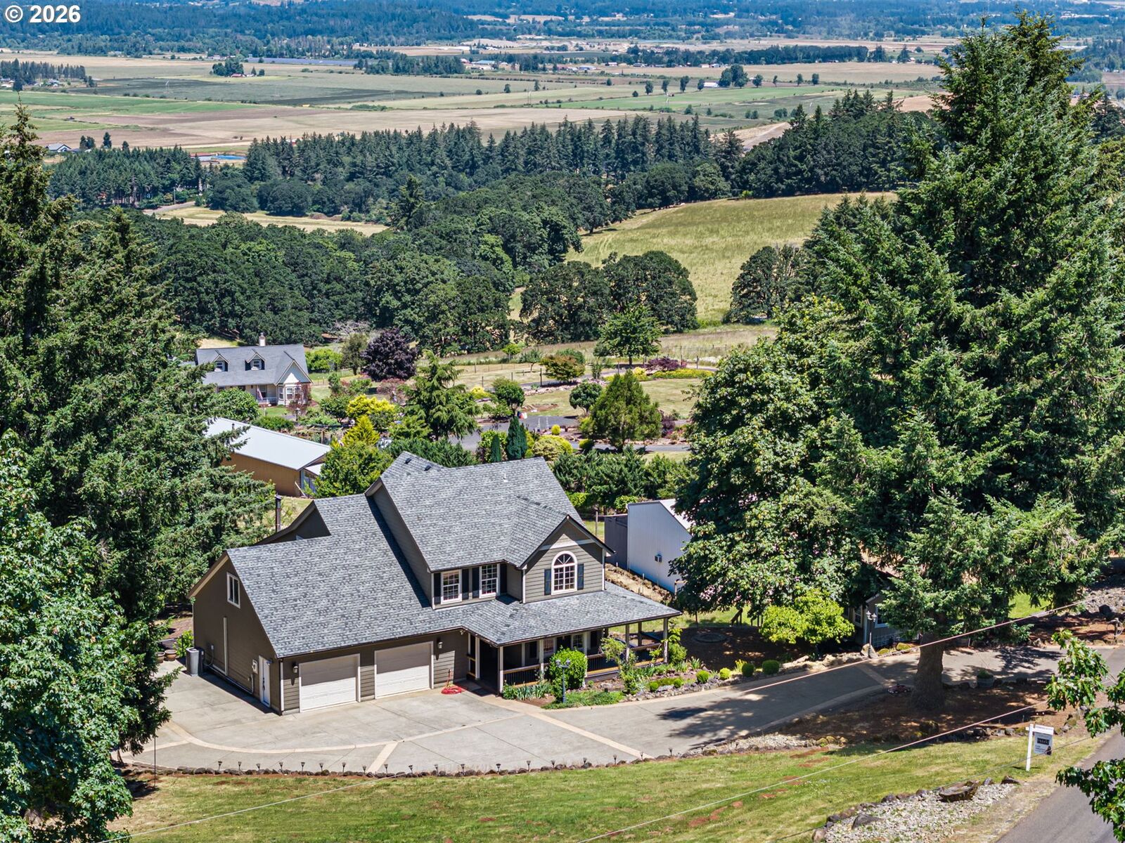 Property Photo:  3955 Sunset Hills Dr  OR 97392 