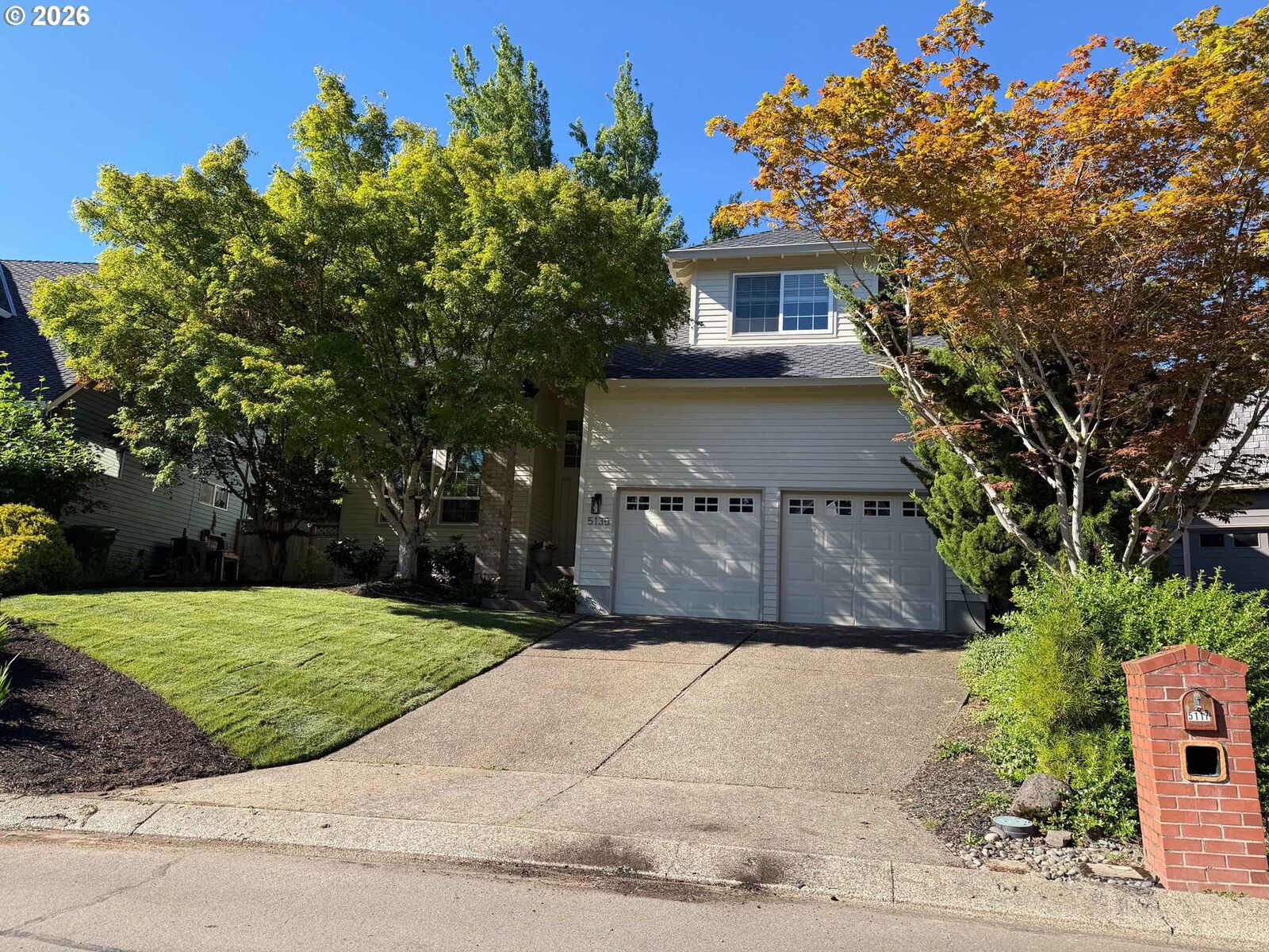 Property Photo: 5135 Greensborough Ct OR 97035