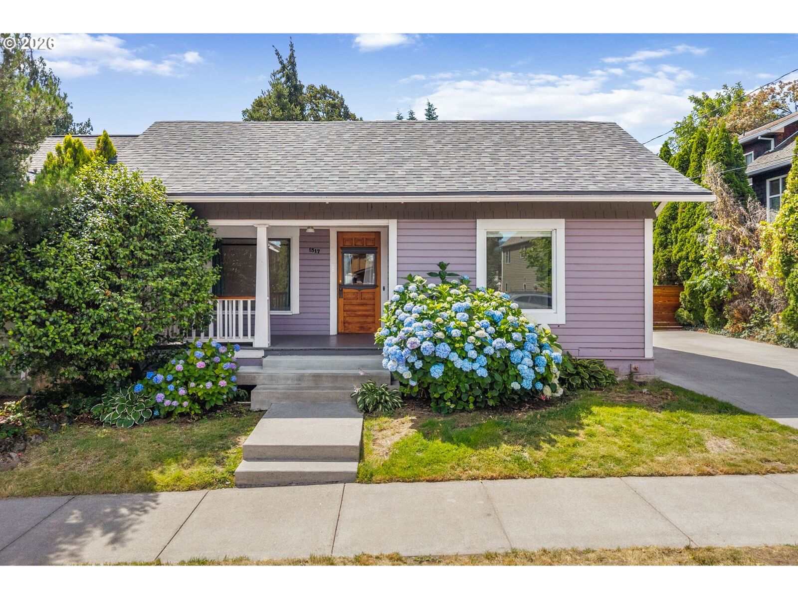 Property Photo: 1517 Columbia OR 97031