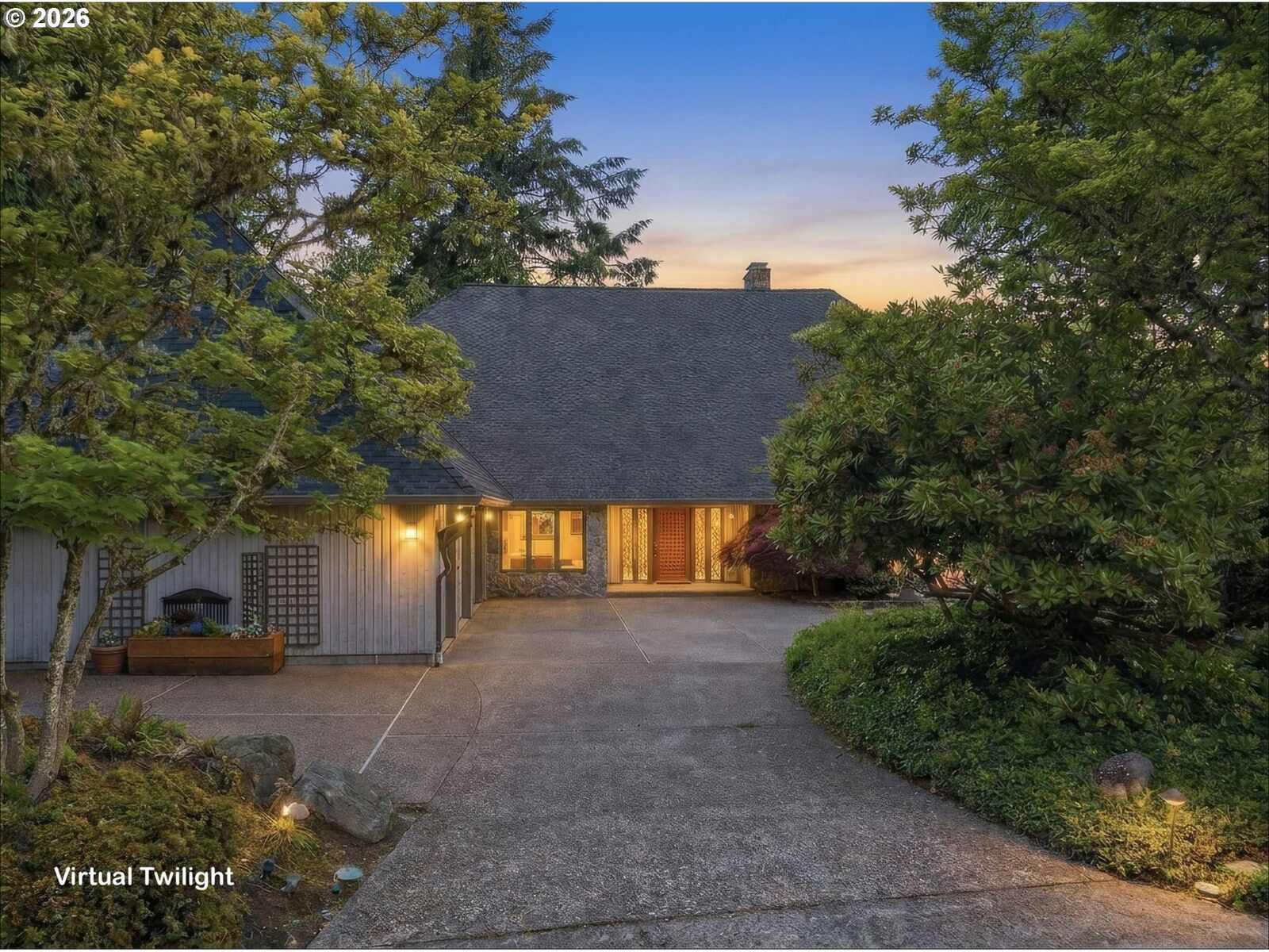 Property Photo:  2495 Palisades Crest Dr  OR 97034 