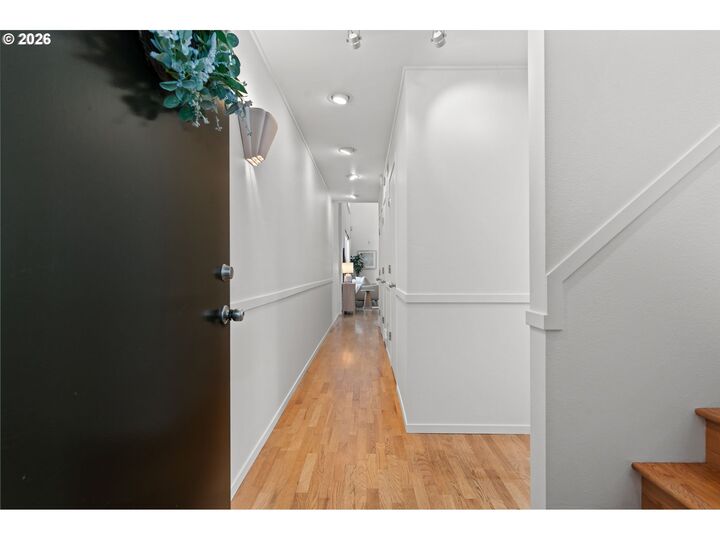 Property Photo: 1009 NW Hoyt St 201 OR 97209