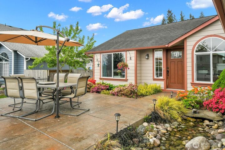 Property Photo:  7425  3rd Drive W  WA 98203 