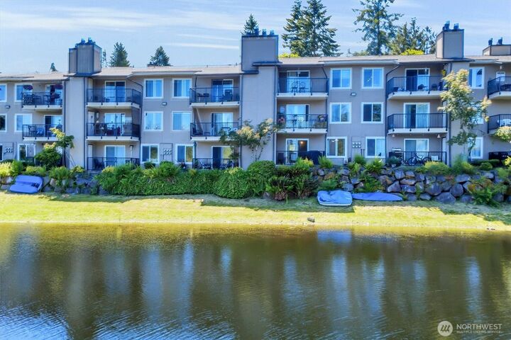 Property Photo:  323  75th Street SE C42  WA 98203 