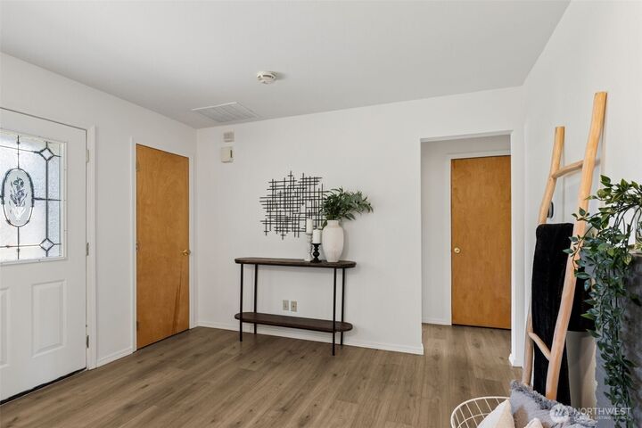 Property Photo:  2613 NE 145th Street  WA 98155 