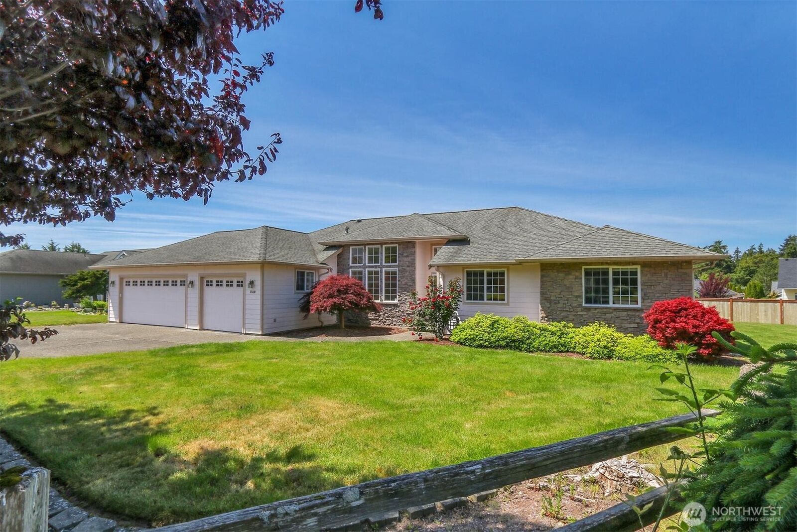Property Photo: 28410 84th Drive NW WA 98292