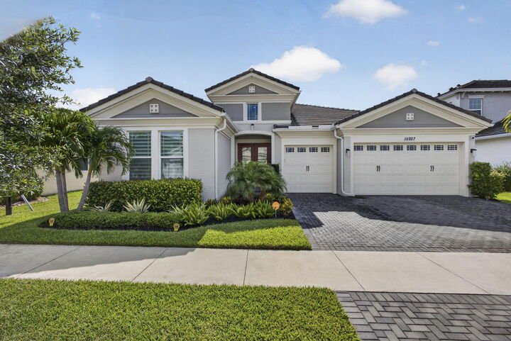 Property Photo:  15927 Orchard Drive  FL 33470 
