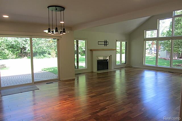 Property Photo: 31115 Stafford St MI 48025
