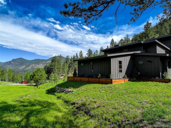 Property Photo: 338 Red Lily Place CO 80439