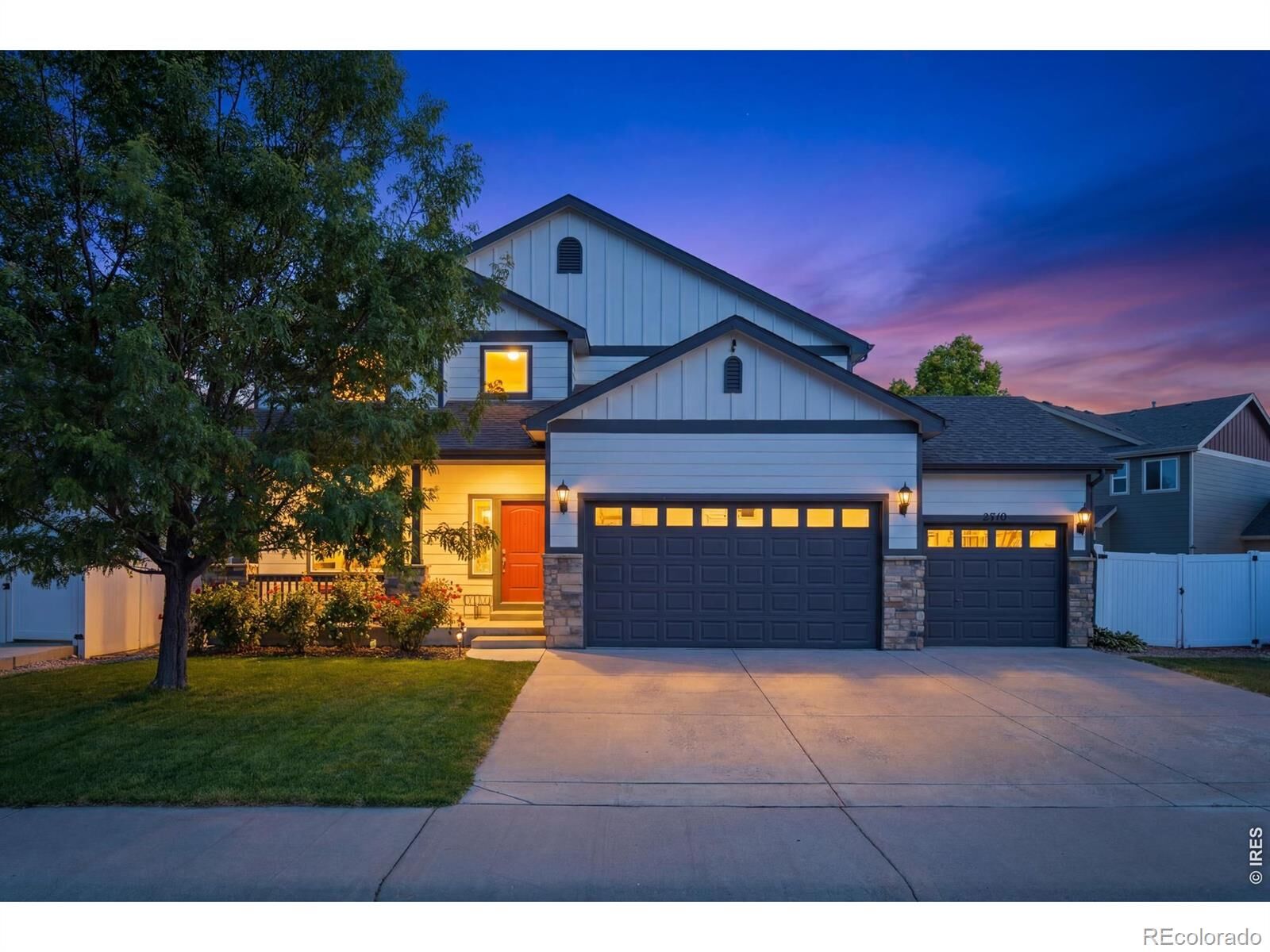 Property Photo:  2710 Hydra Drive  CO 80537 