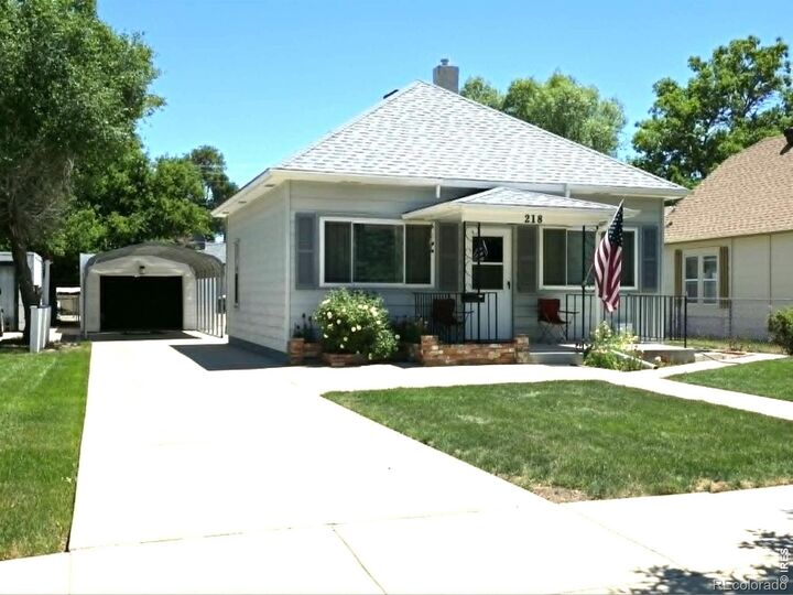 Property Photo: 218 Maple Street CO 80701
