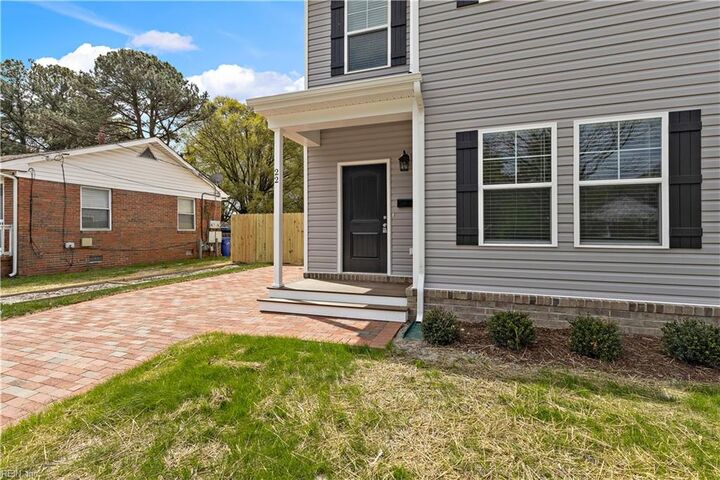 Property Photo:  22 Radford St  VA 23701 