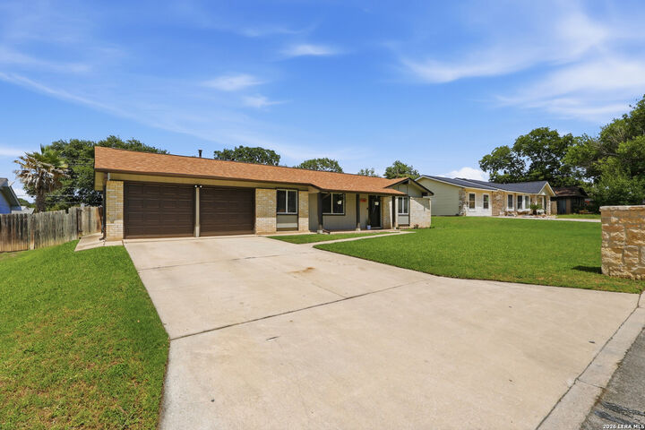 Property Photo:  12902 Lone Shadow Trail  TX 78233 